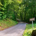 Zidanica Sredi Dolenjskih Gricev - V Gaj Casa de Férias *