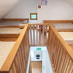 Zidanica Sredi Dolenjskih Gricev - V Gaj *