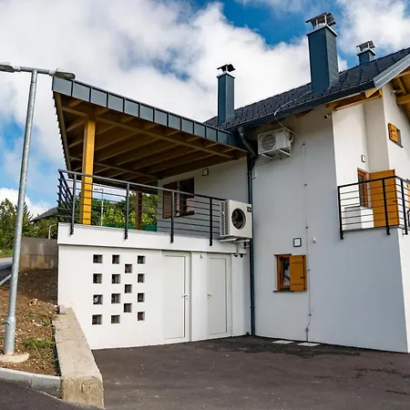 Zidanica Sredi Dolenjskih Gricev - V Gaj Ferienhaus