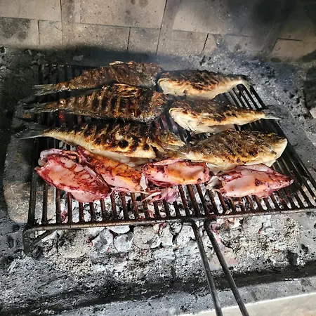 Zidanica Sredi Dolenjskih Gricev - V Gaj *