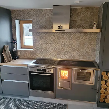 Zidanica Sredi Dolenjskih Gricev - V Gaj Holiday home Trebnje