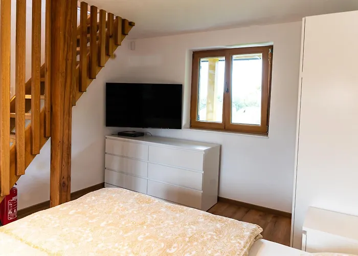 Zidanica Sredi Dolenjskih Gricev - V Gaj Casa vacanze Trebnje